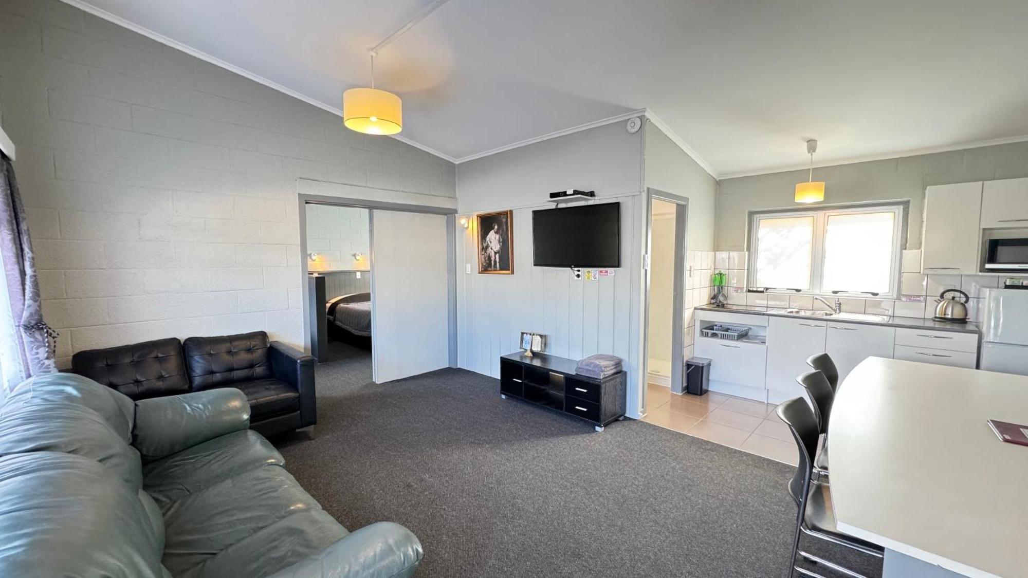 Central Court Motel Whangarei Exterior photo