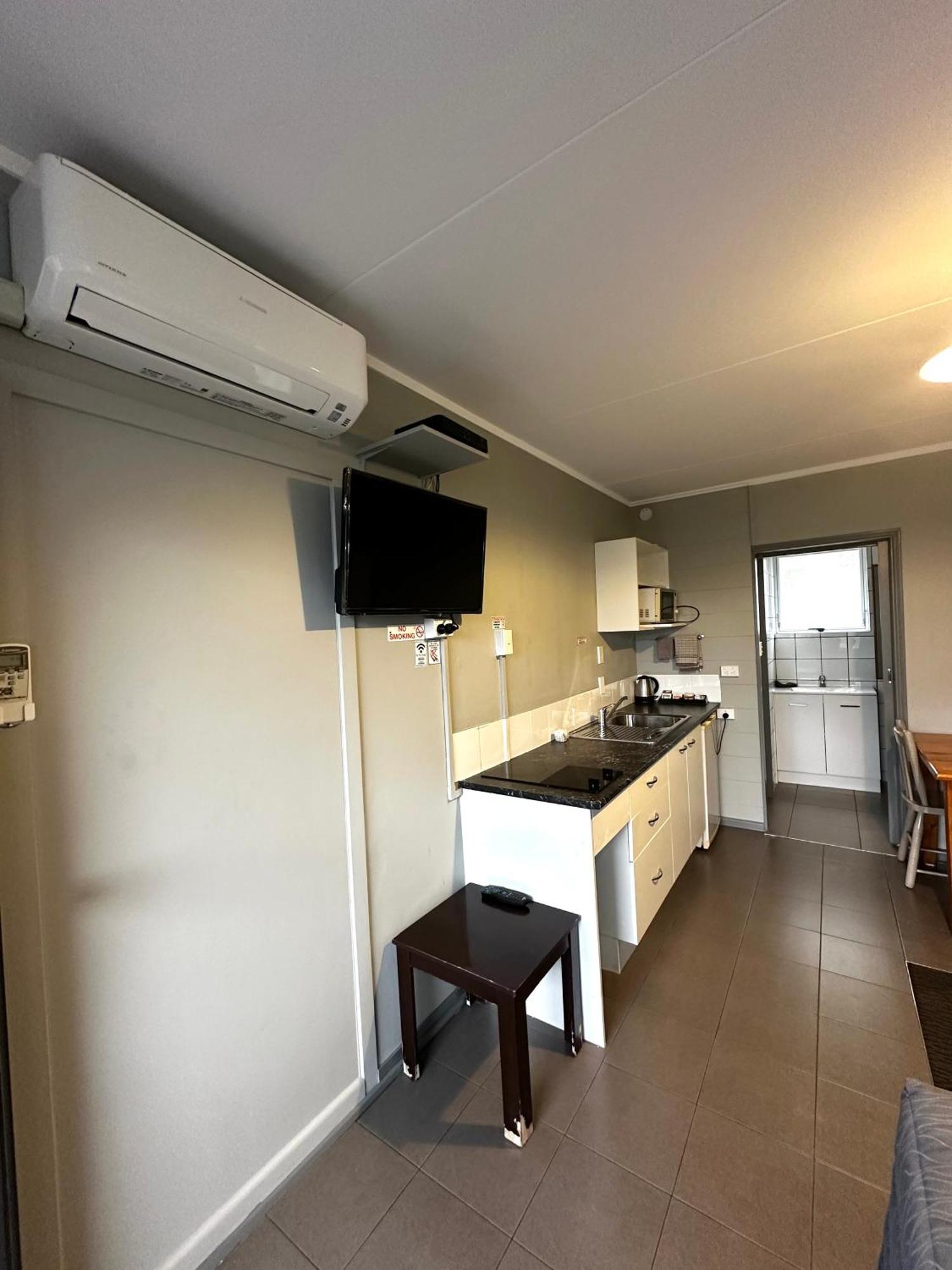 Central Court Motel Whangarei Exterior photo